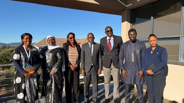 Délégation du SP/COS-PETROGAZ et ses hôtes lors de la mission de benchmarking au Botswana, mai 2026