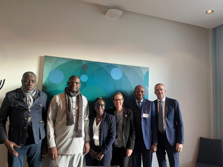 Photo de groupe avec les partenaires norvégiens